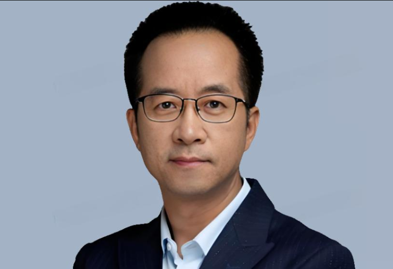 何新云